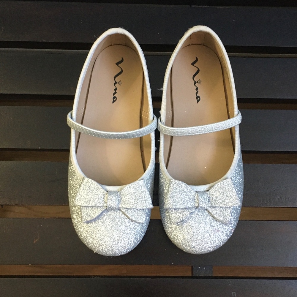 Nina Mary Jane Shoes with Bow